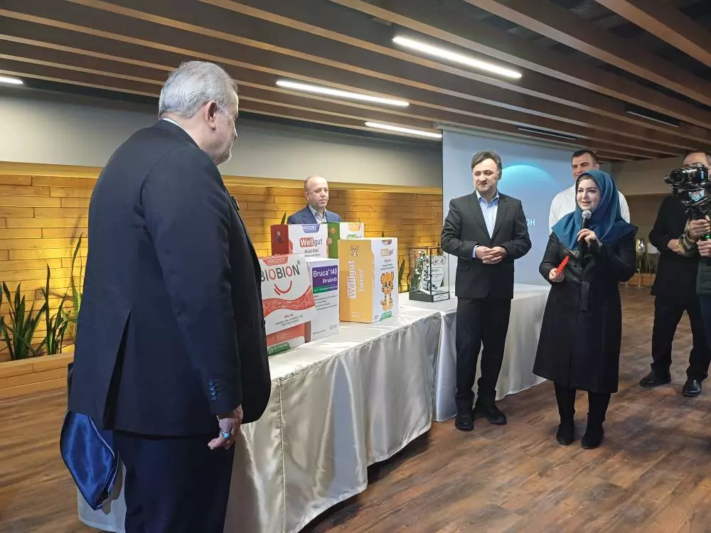 Zist Takhmir Company’s New Pharmaceutical Products Unveiled in Pardis Technology Park